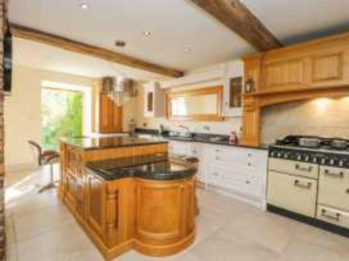 Meagill Farmhouse Hot Tub Bbq Hut Villa Otley  Eksteriør bilde